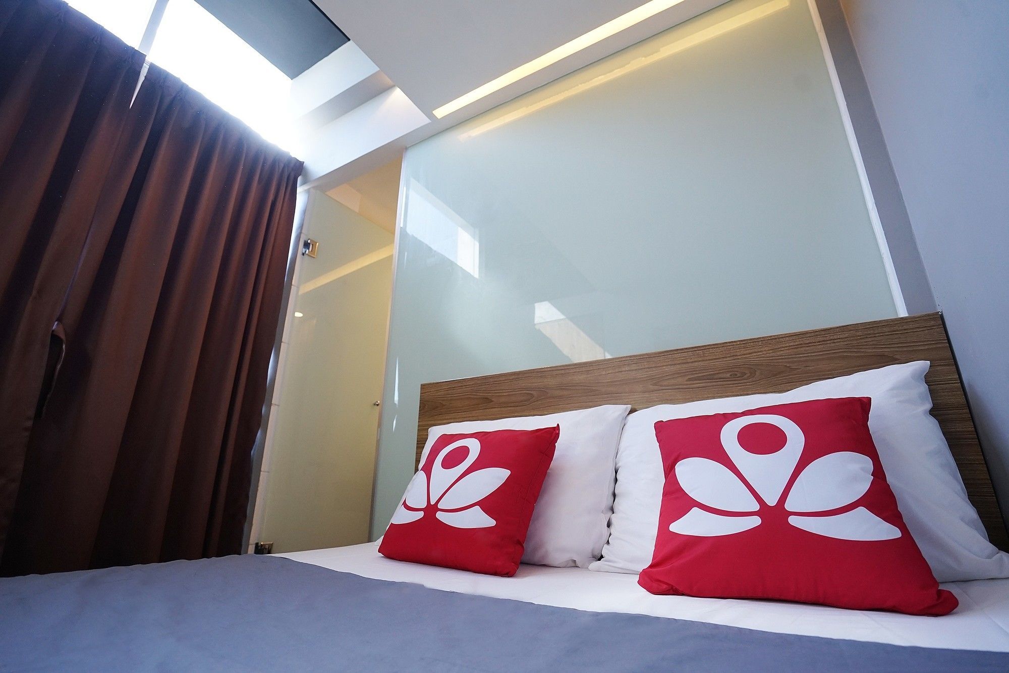 Zen Rooms Basic Kualanamu Medan Exterior foto